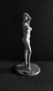Augmented Lady Sculpture - Impression résine (+ appret gris)